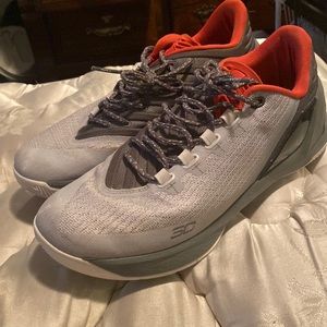 Under Armour Curry 3